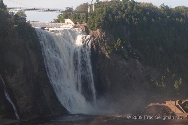 20090828_163557 D300.jpg - The drop at Montmorency Falls is 275 feet,  100 feet higher than Niagara.  Spray below is impressive